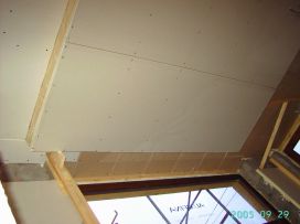 Décrochage en plaques gyproc isolantes sur plafond 